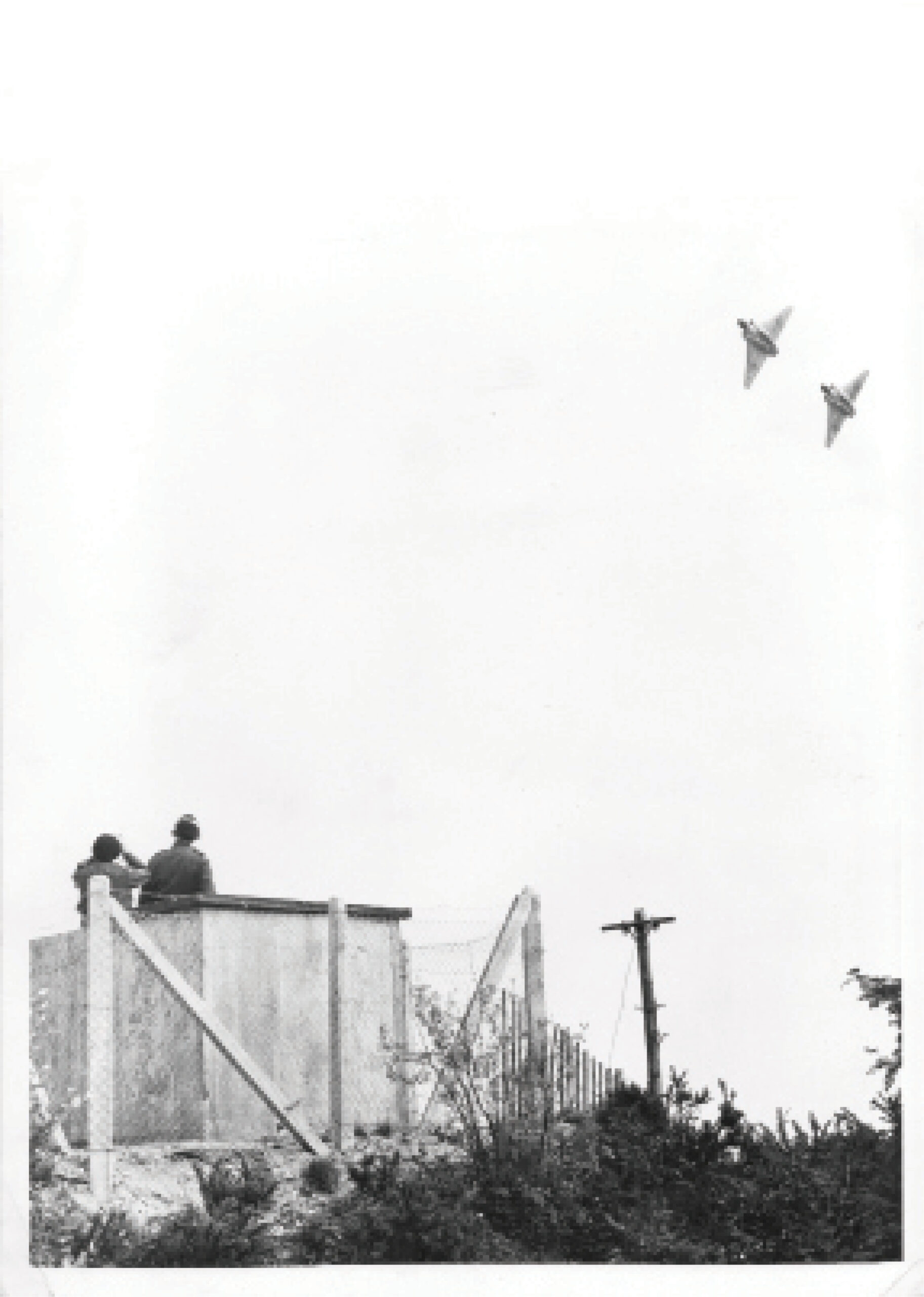 OPPOSITE Observers crewing an Orlit Post purpose-built viewing platforms associated with the Cold War track two Gloster Javelins in 1954. ABOVE Excavated by Wessex Archaeology near Arborfield Cross, Berkshire, the remains of an Underground Monitoring Post dating to the 1960s offer tantalising glimpses into Cold War Britain. ABOVE RIGHT An Observer crew at the ready, photographed in 1968.