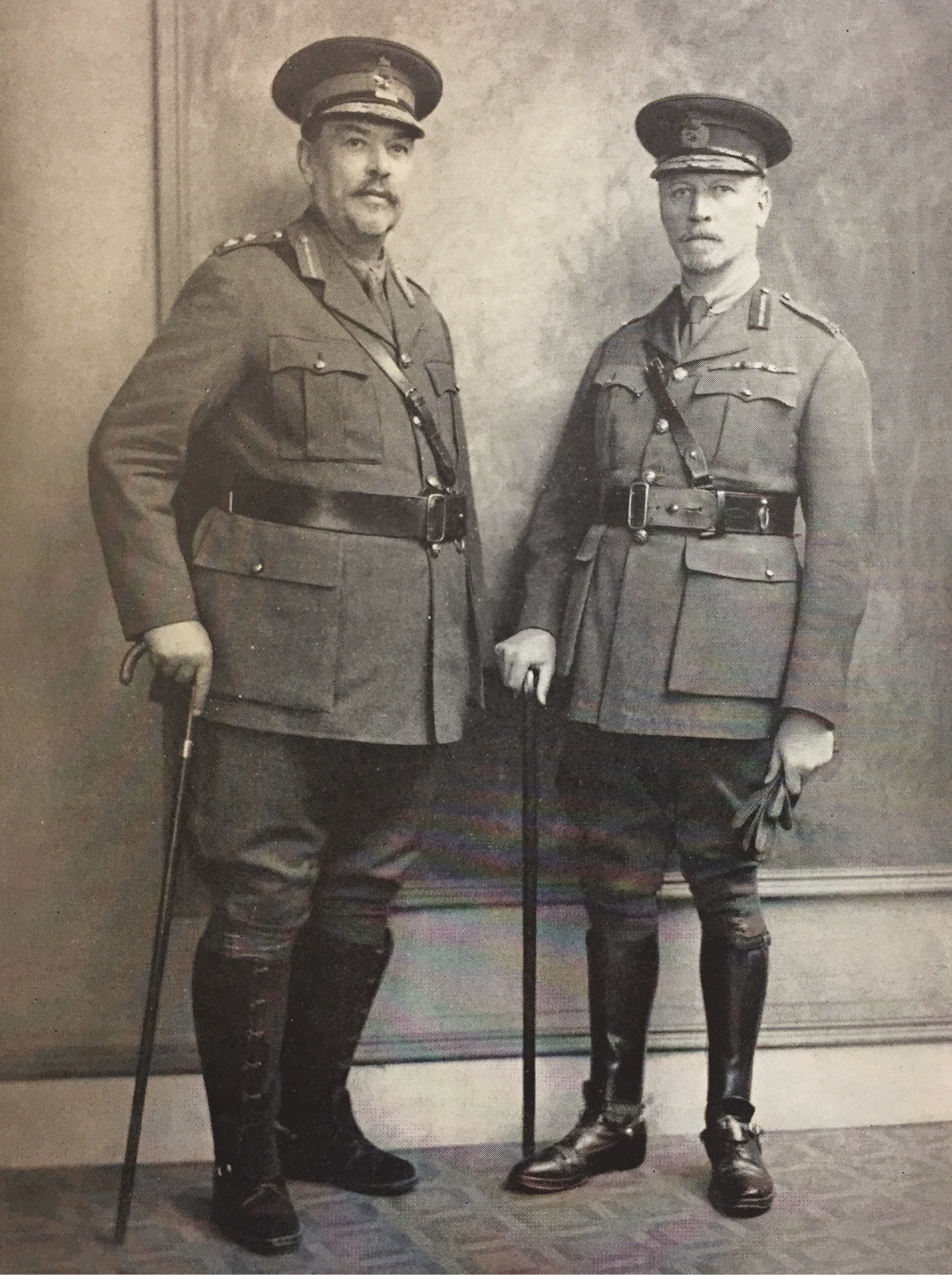 LEFT The two former Botha commanders, Louis Botha and Jan Smuts, played a major role in post- war politics both in South Africa and in the wider British Empire. They appear here at the 1919 Versailles Conference.