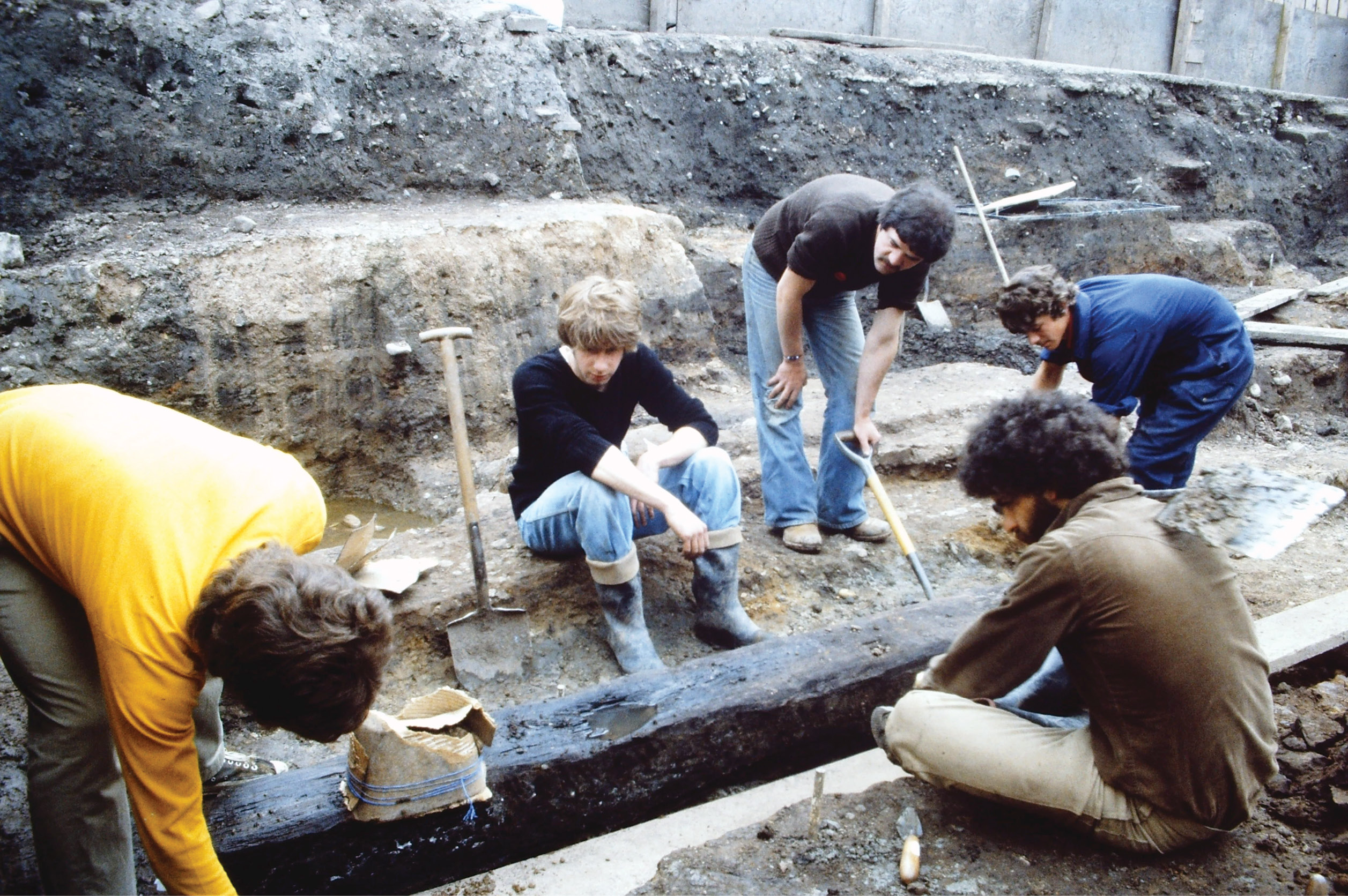 above Between 1978 and 1982, excavation of the north Lanes site at Carlisle shed vivid light on the Roman civilian settlement. Here, the team from Carlisle Archaeological Unit is lifting one of the oak base plates belonging to a 2nd-century high-status structure, possibly a mansio.