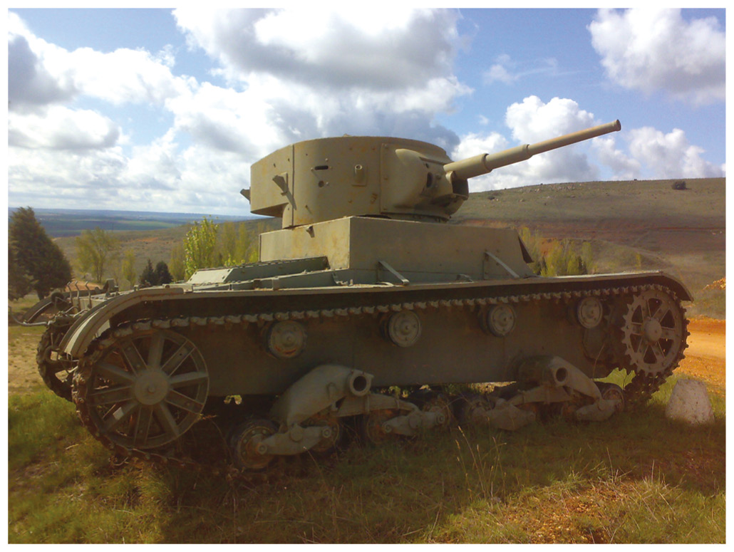 LEFT & INSET Soviet armour during the Spanish Civil War. The Soviet T-26 was superior to any Italian or German tank during what was, in effect, the training ground for the Second World War.