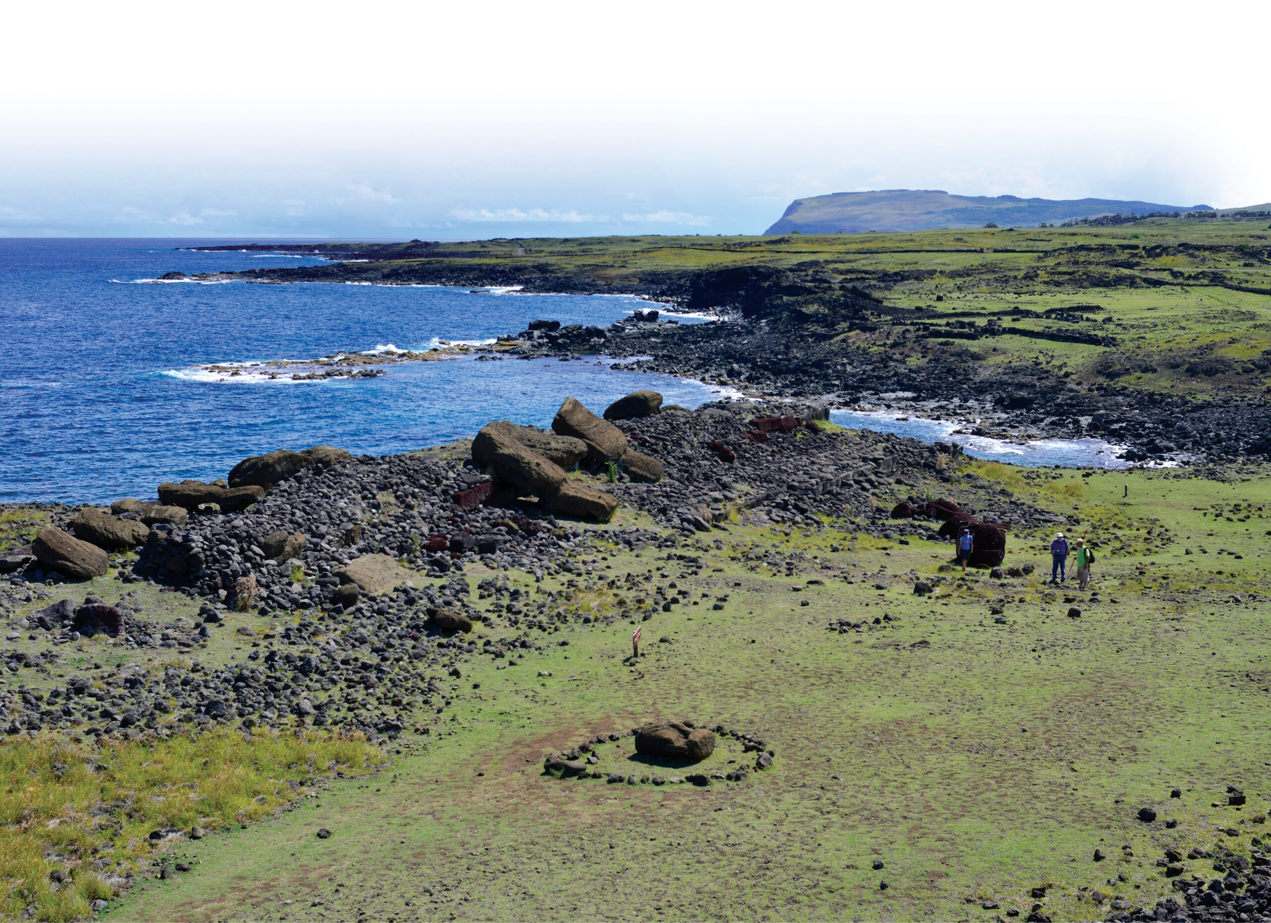 LEFT Ahu Akahanga lies adjacent to a small inlet on the south coast of Rapa Nui. It comprises a number of discrete platforms and associated fallen moai, which demonstrate a long and ongoing process of construction. Upslope are grouped a number of the houses known as