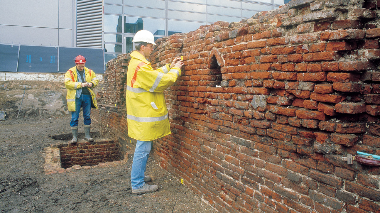 below The ‘new brick wall’ of 1538, later the wall of the Artillery Ground, was preserved within the 1682 redevelopment. Pieces of shot and a lead cannon ball from the gunners were also recovered from