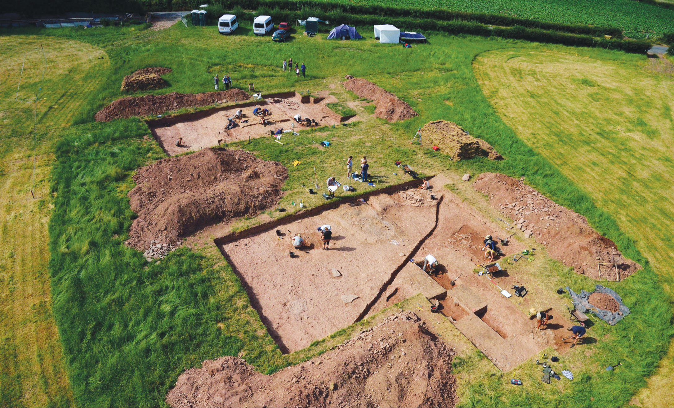 ABOVE Overlooking Dorstone Hill’s short- lived Neolithic halls. They were burnt down and converted into burial mounds. LEFT Whereas the early stages of the Neolithic are built on plant and grain husbandry, the later stages are based on the ownership of large cattle herds. This striking image of a prehistoric farmer in Neolithic Central Europe imagines that the patterns found on the Early Neolithic Linear Pottery (Bandkeramik) might also have been used as a form of body decoration.