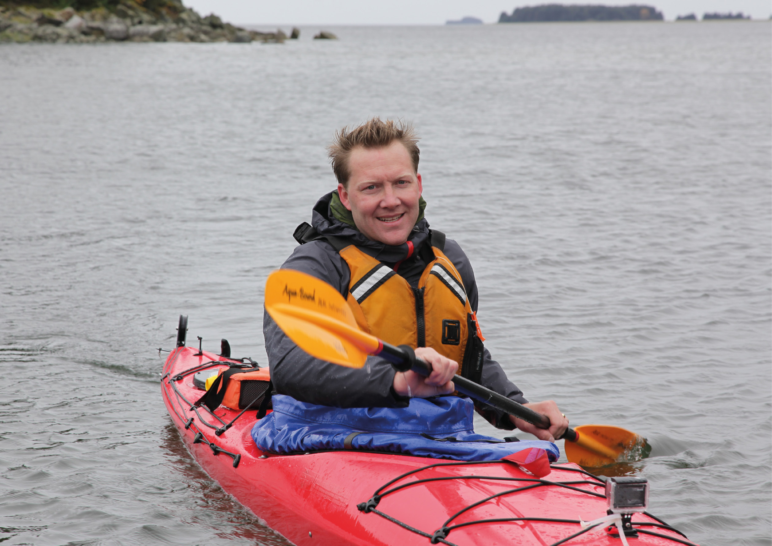 5. Jago kayaking along the coastline north of Juneau, Alaska. © IWC Media.