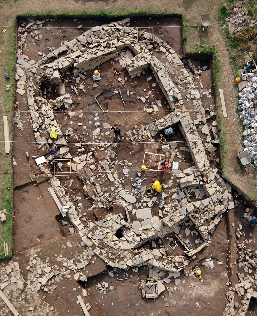 The Ness’s Neolithic zenith, in c.3100 BC, saw numerous large communal buildings constructed along broadly similar lines. These photos show Structure 12 (left) and Structure 8 (below).