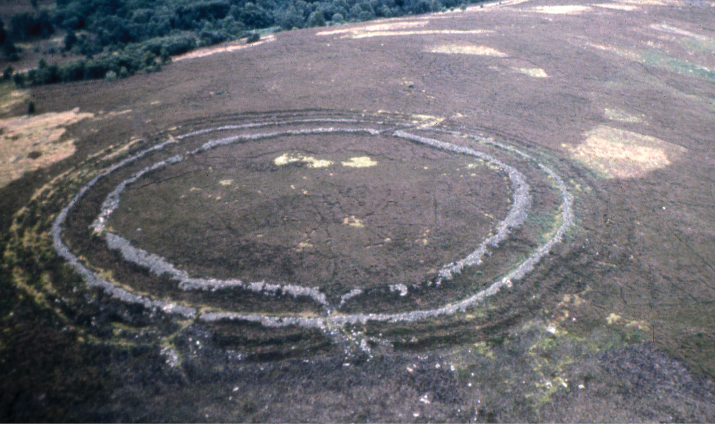 right Barmekin of Echt (top) is an Aberdeenshire example of a contour fort, while Maiden Castle in Dorset (below) is one of the largest and most complex Iron Age hillforts in Europe, covering an area the size of 50 football pitches.