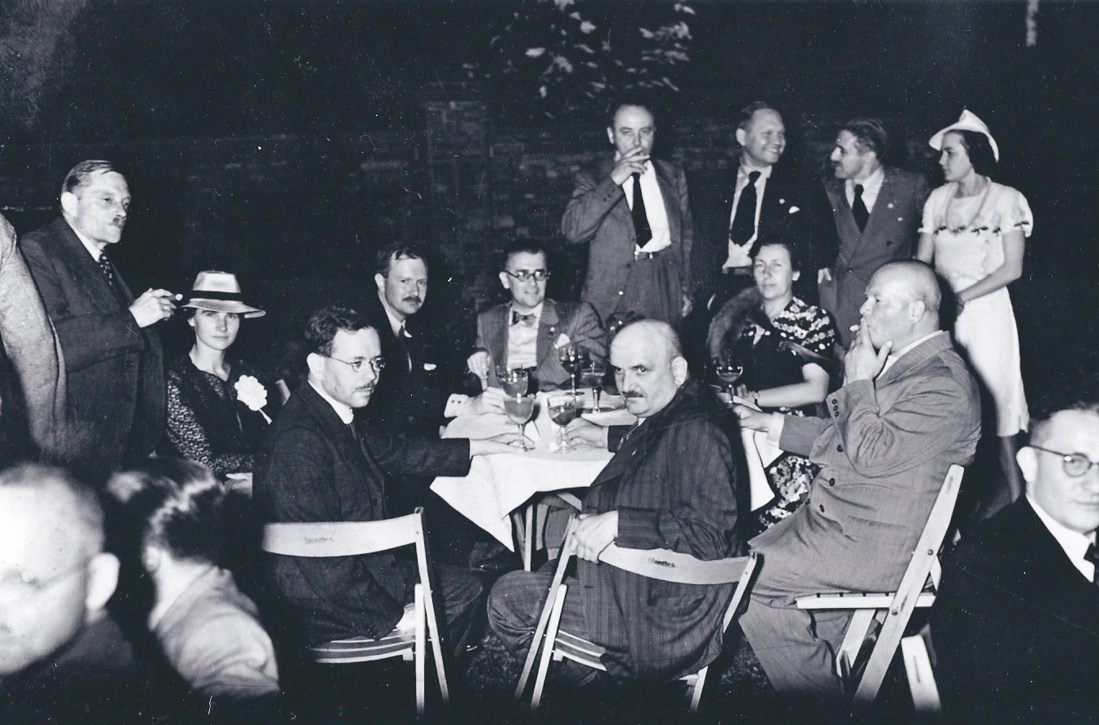 BELOW The 6th International Congress of Archaeology was held in Berlin in 1939. Here we see Eric Birley (seated at the back with moustache) with Andreas Alföldi (front, turning to his right with his left hand on the table).