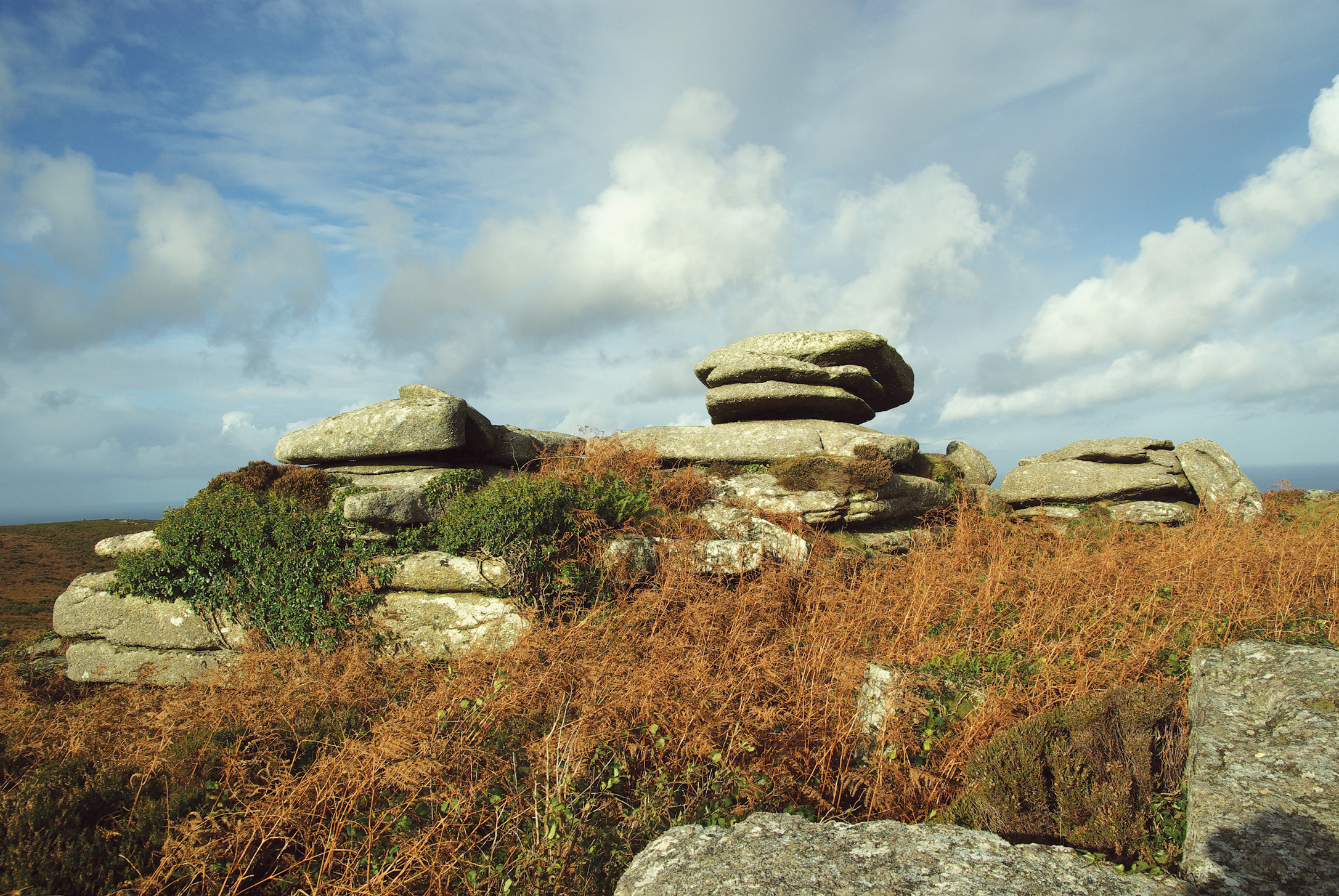 ABOVE Zennor Tor, near the village of Zennor in Cornwall, is an entirely natural rock formation of the kind that probably inspired the dolmens of early Neolithic settlers, seeking to emulate what they might have interpreted as the work of gods or giants.