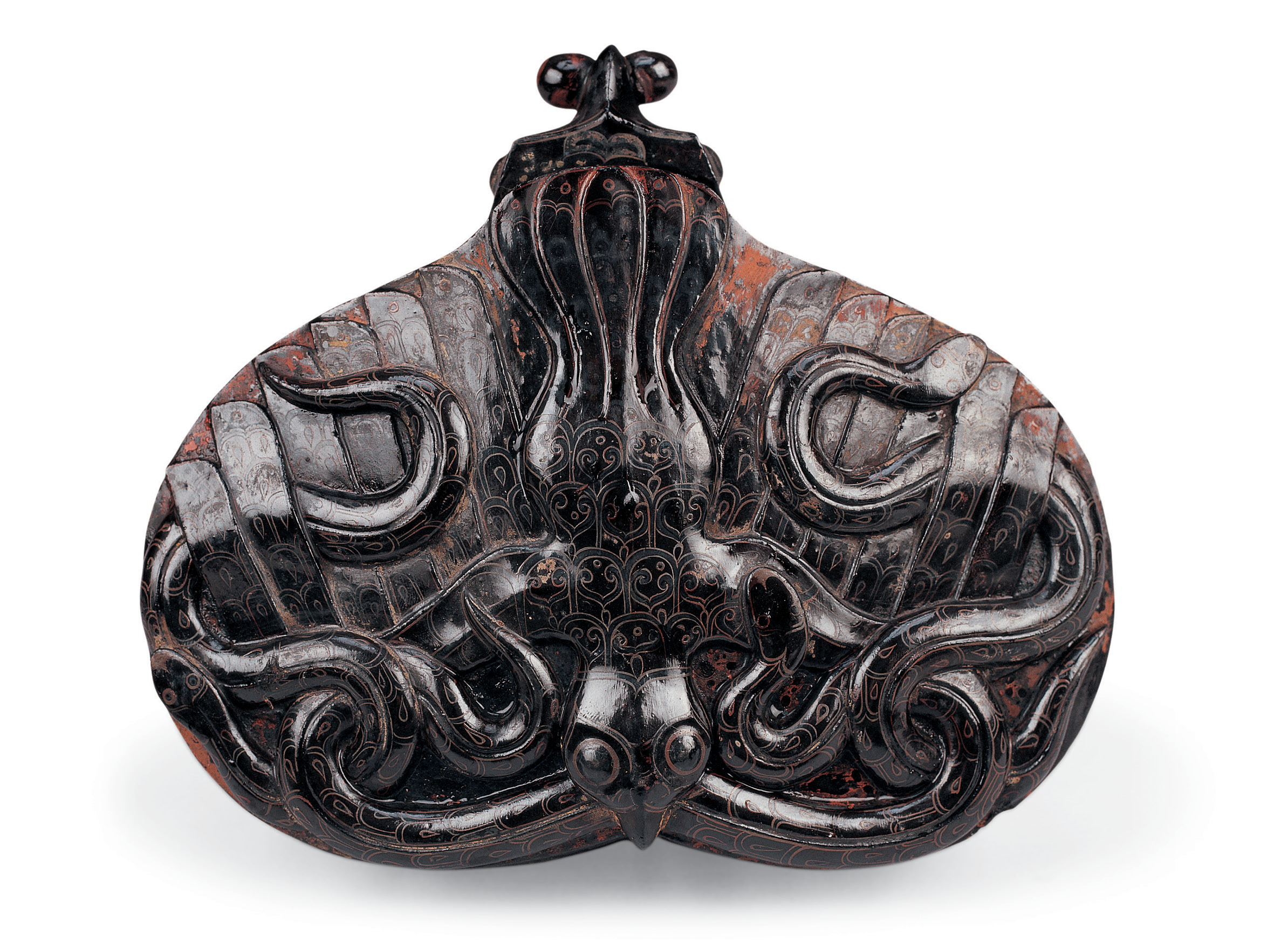 right & below Lidded cup in the shape of a bird, Chu tomb no. 2 at Jiuliandun, Zaoyang. Lacquer on wood with pigments, c.300 BC. Size: 13.1 x 16.2 x. 19.2cm