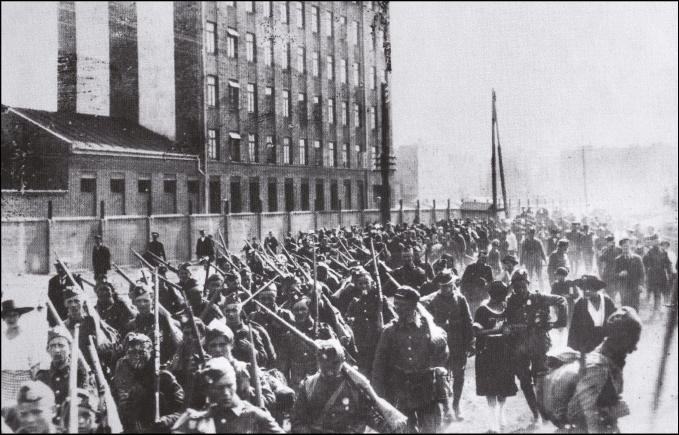 below Polish soldiers marching to the front during the Battle of Warsaw, August 1920.