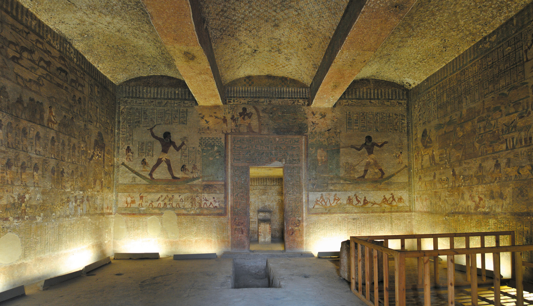 above The rock-cut tomb chapel of Khnumhotep II at Beni Hasan (Tomb 3). left Tomb 16, Carter’s living quarters while copying the scenes at Beni Hasan in 1891.
