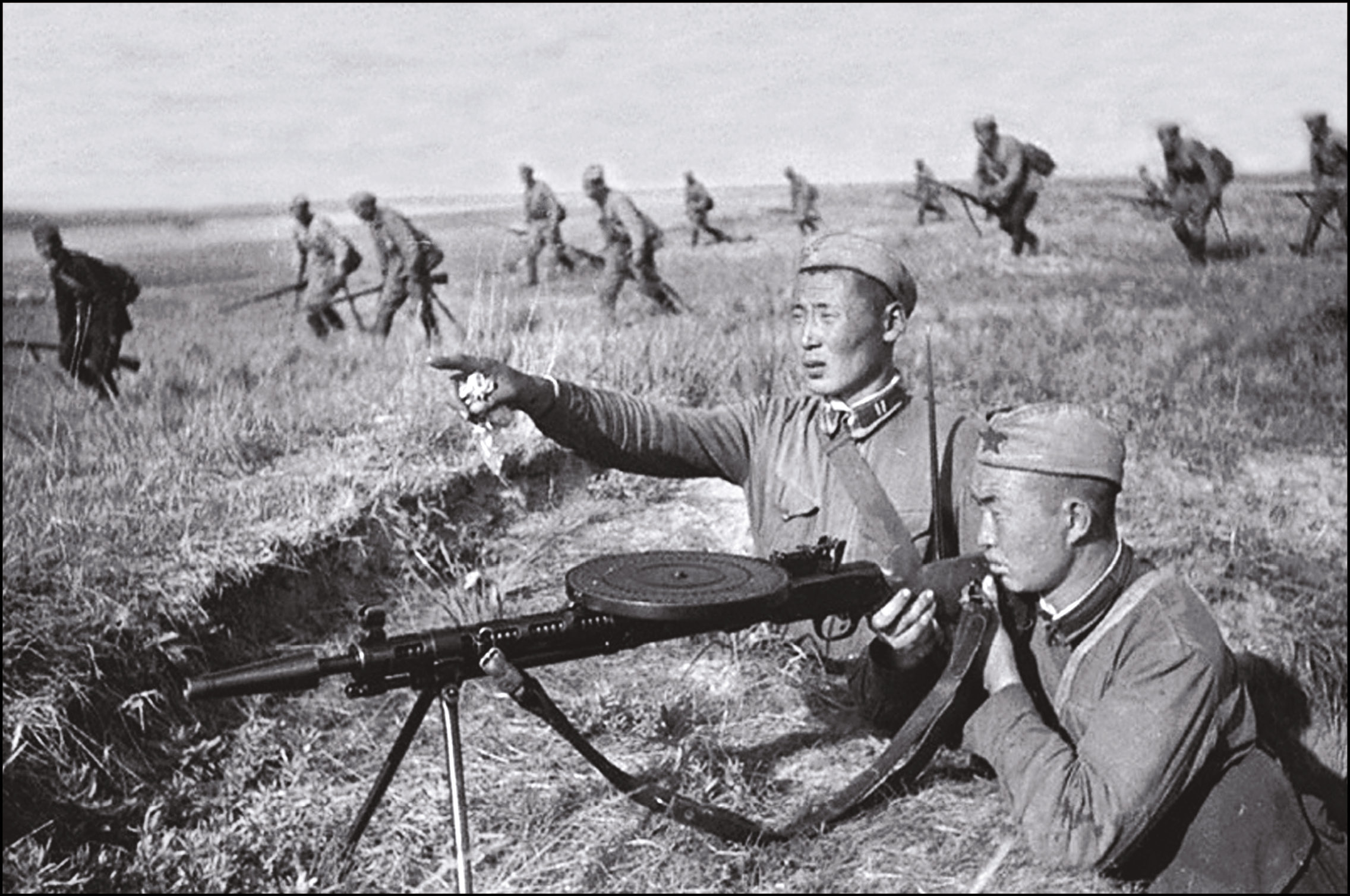 below Soldiers of the Mongolian People’s Revolutionary Army, a secondary force under Soviet Red Army command, at Khalkhin Gol.