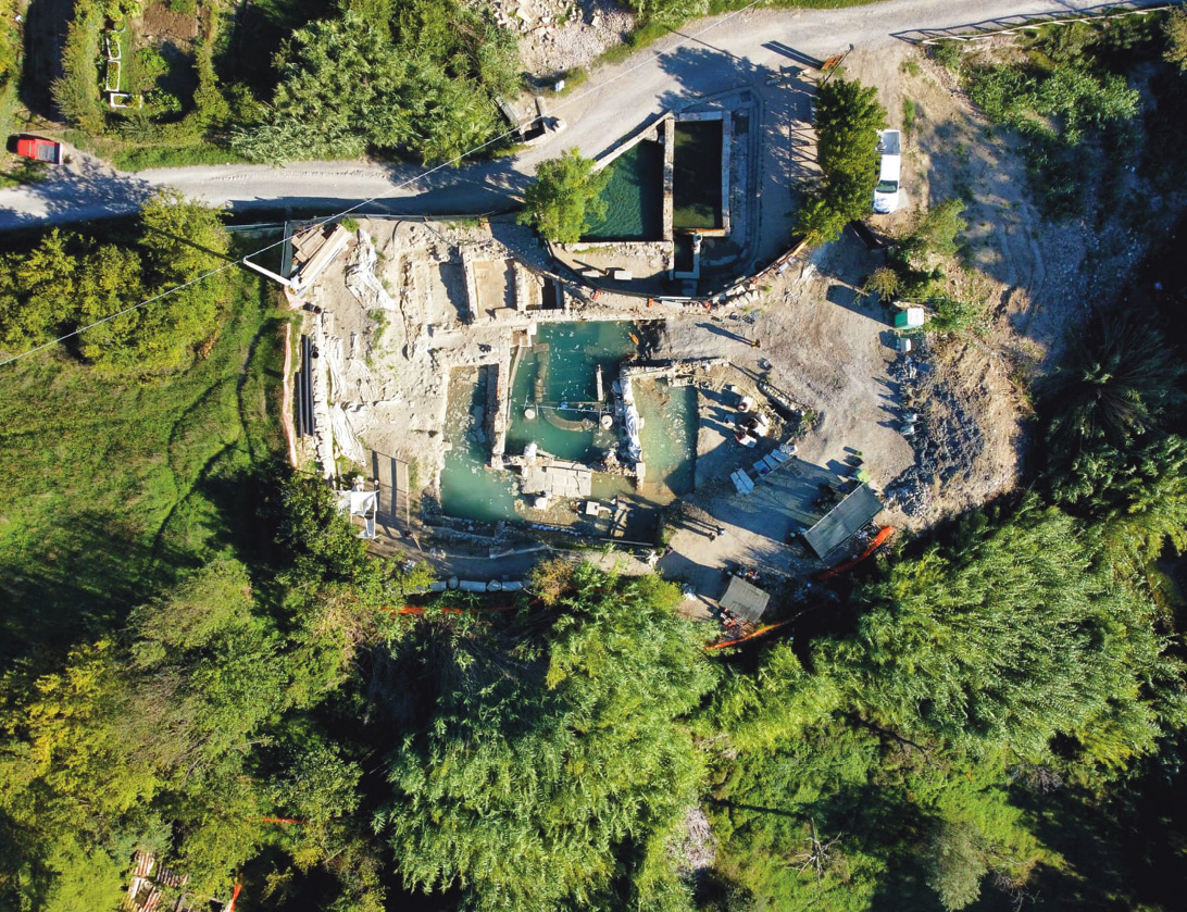 right San Casciano dei Bagni has been the site of a thermal spa since the 3rd century BC, and the mineral springs still supply the site’s modern baths today.﻿