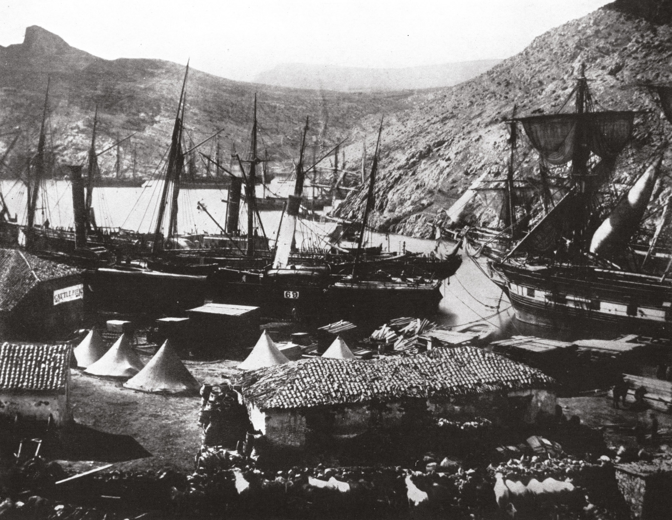 ABOVE The British supply-base at Balaklava Harbour, as pictured by Roger Fenton, a pioneer war photo journalist. This was the vital asset targeted by the Russians in their attack on 25/26 October 1854.
