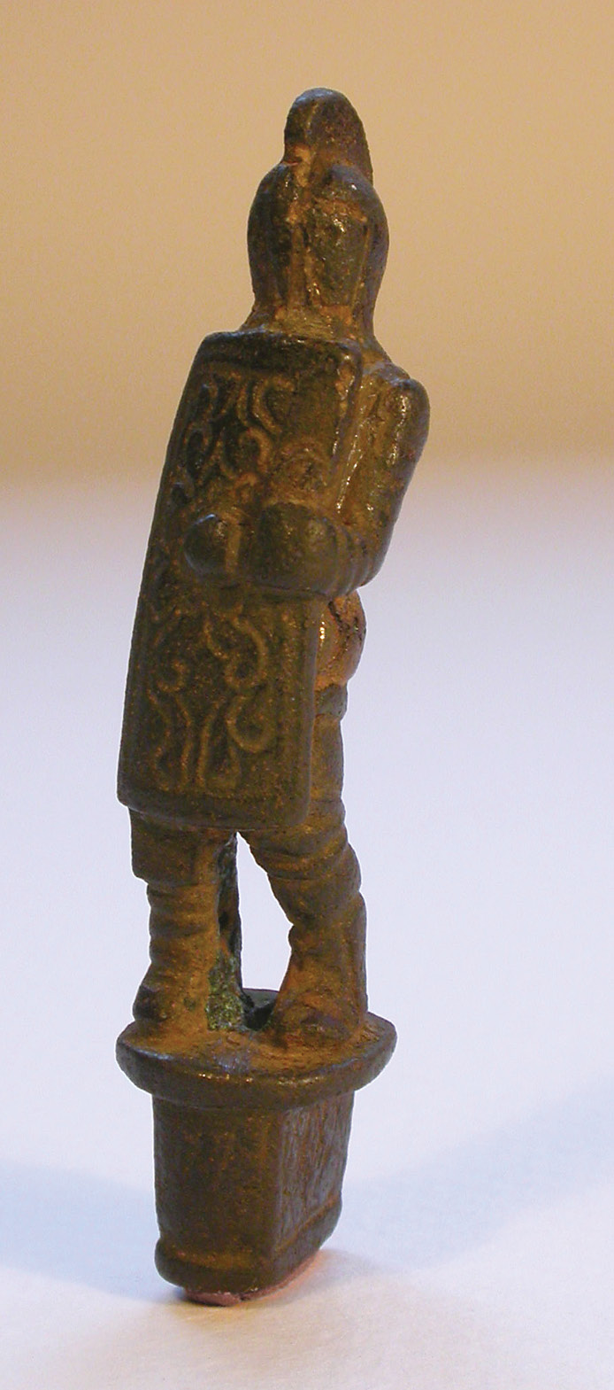 left & above Images of gladiators are found across the Roman Empire. Here we see the handle of a folding knife, found near Corbridge in the UK (NCL-393023 on the Portable Antiquities Scheme database); a fragment of a glass vessel, probably from Egypt; and a terracotta oil lamp from Cyprus.