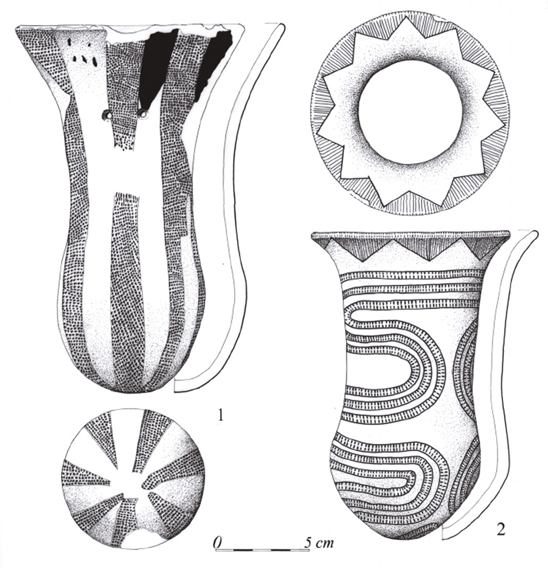 left ‘Tulip’ beakers recovered from burials at Gebel Ramlah. below Mica sheet from Gebel Ramlah, worked to resemble a fish.