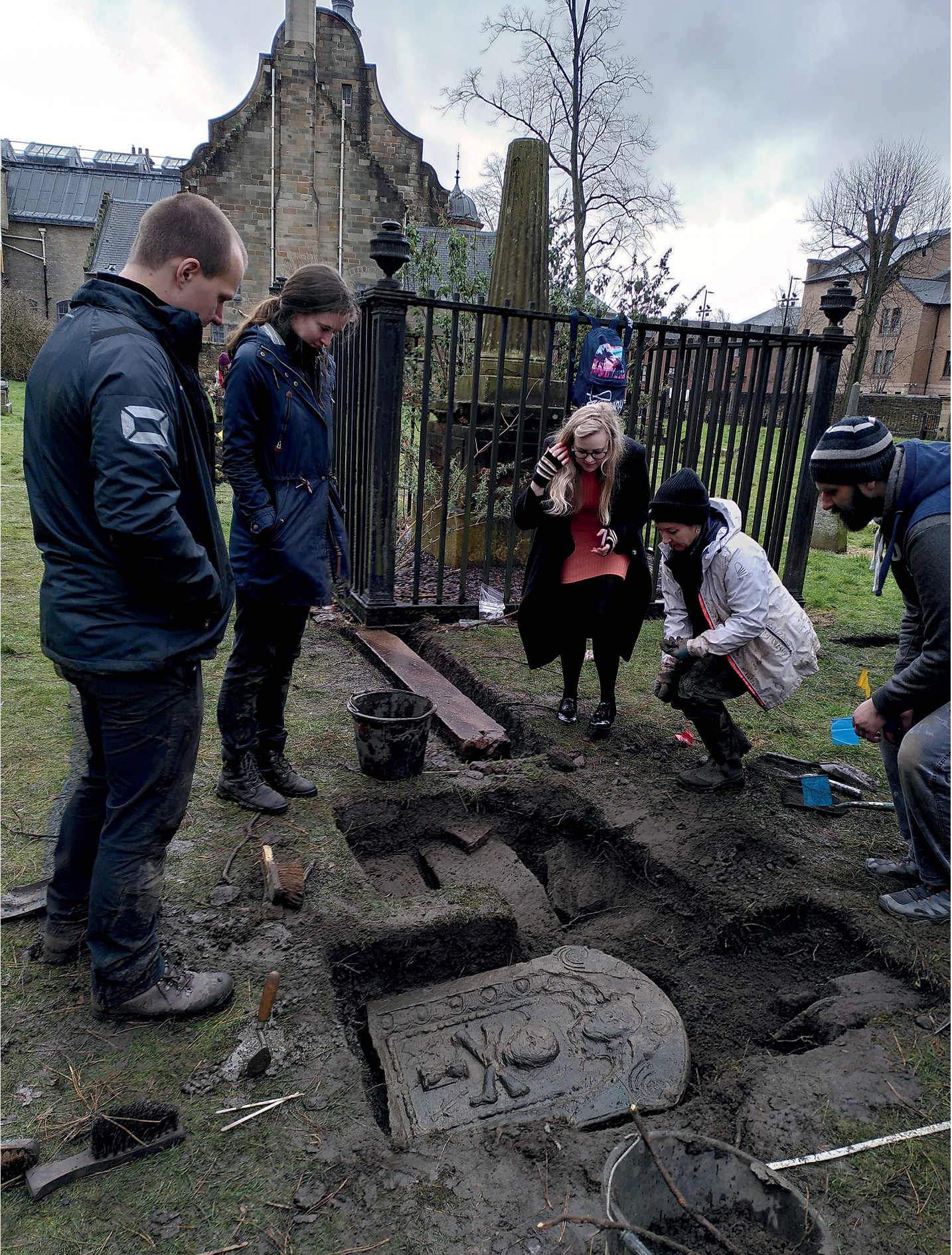 The most recent probing survey (below) revealed another ‘lost’ early medieval stone, as well as a late 17th-/early 18th-century gravemarker (above) in Memento Mori style.