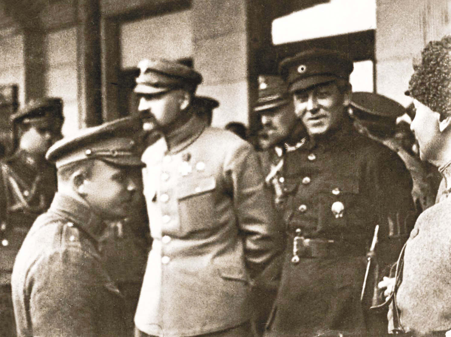 right A fleeting triumph: Józef Piłsudski, the Polish head of state, and Symon Petliura, the President of the short-lived Ukrainian People's Republic, in newly liberated Kyiv, May 1920.