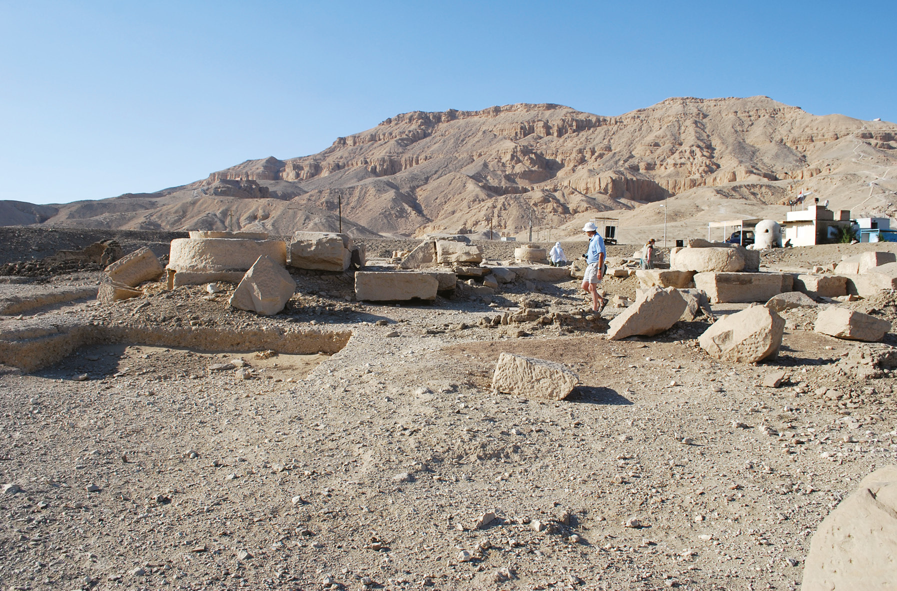 right A view to the west of the remains of the Mortuary Temple of Ay/Horemheb.